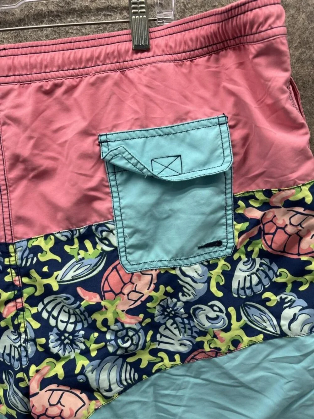 Vineyard Vines Swim Trunks Mens 2XL Tropical Mesh Lined Shorts Floral Print